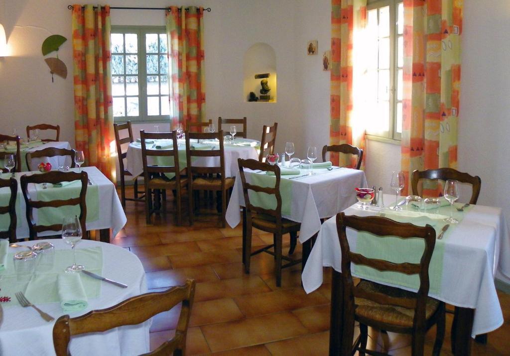 Human Hotel Restaurant Park ヴィルクローズ 部屋 写真